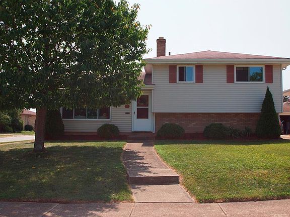 2nd image of 907 Englewood Dr