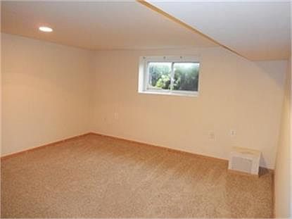 5th image of 6727 N Artesian Ave