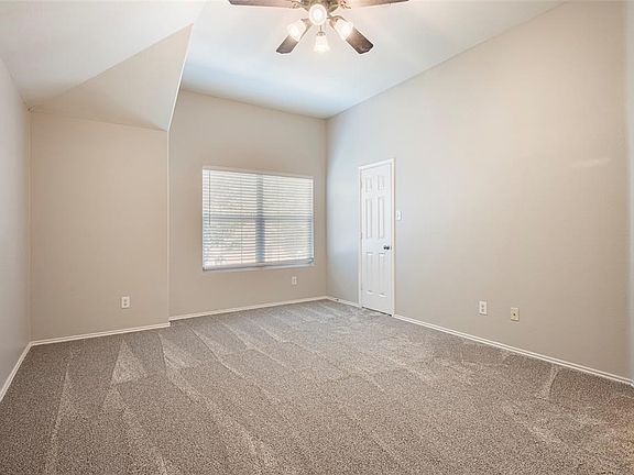 2nd image of 10383 Darkwood Dr