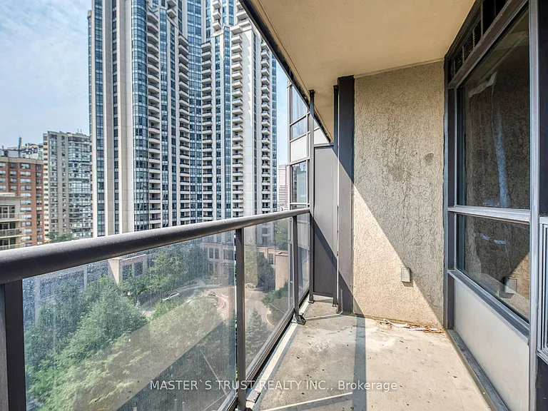 10 Northtown Way #809 — Photo 22