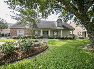 111 Michelle Cir, Lafayette, LA 70503