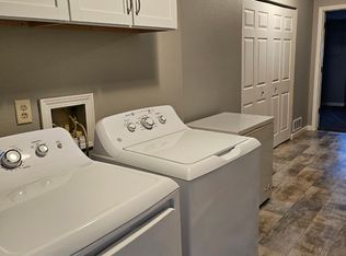 237 3rd St SW, Surrey, ND 58785