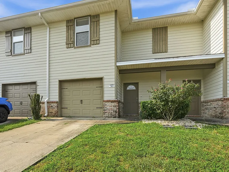 503 Arbor Lake Dr — Photo 1