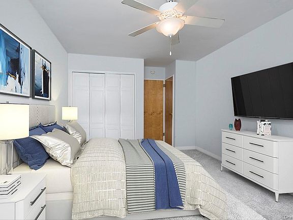 5th image of 121 N Broadway APT 41E