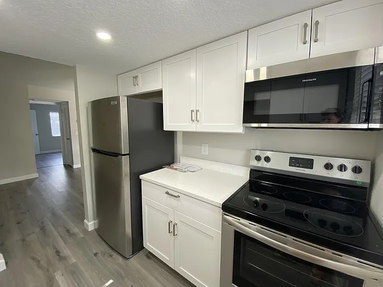 124 N Jefferson Ave — Photo 10