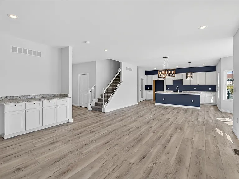8760 Barrington Dr — Photo 15