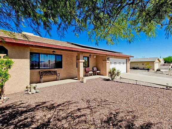3rd image of 3615 Sunny Point Dr