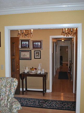 5th image of 3200 Wisteria Ave