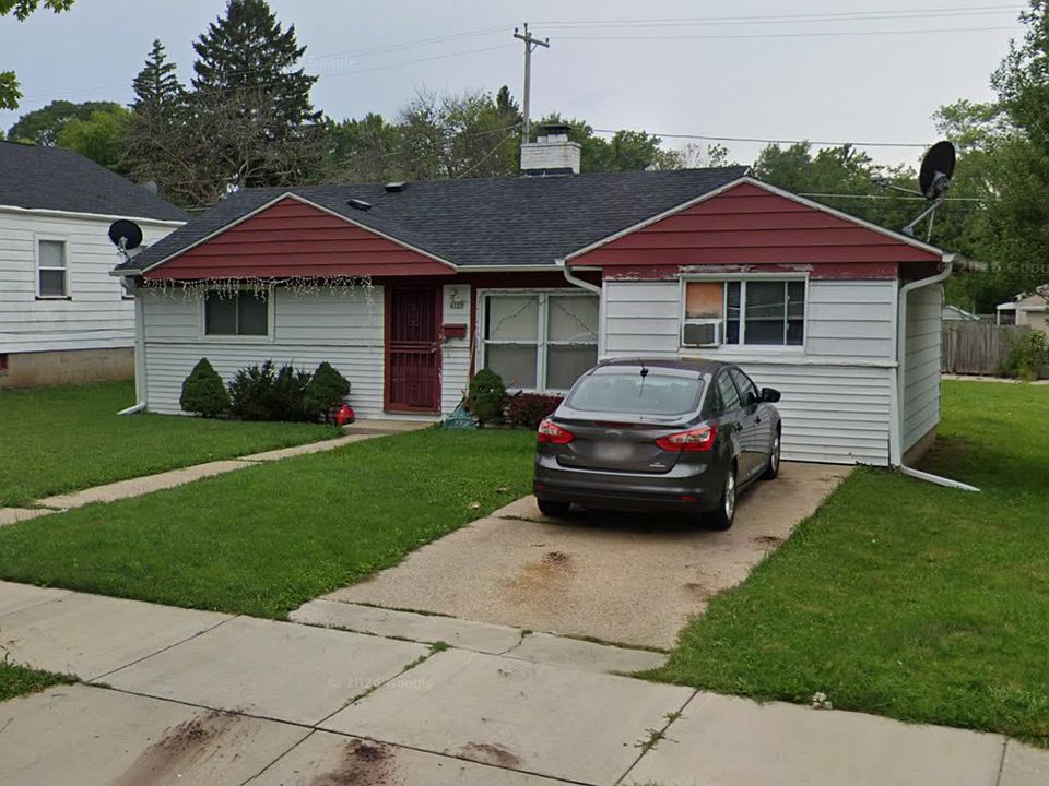 1st image of 6135 N 38th St