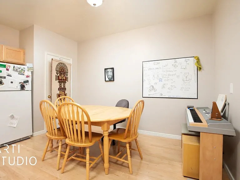 331 N Belmont Pl #233 — Photo 4