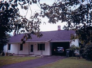 69 Wade Rdg, Beattyville, KY 41311