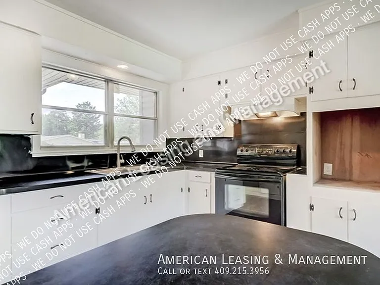 180 Sparrow Way — Photo 14