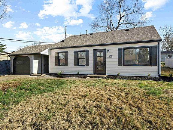 2nd image of 407 N Park Dr
