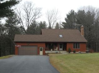 59 McKinnel Rd, Highgate, VT 05459