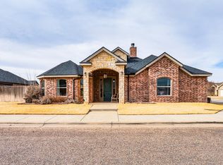 1406 N 14th St, Wolfforth, TX 79382