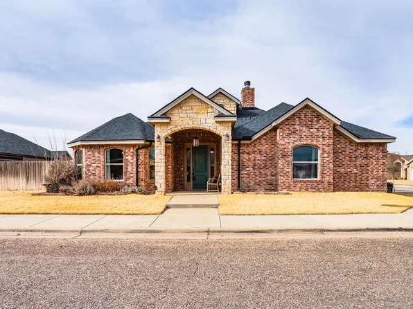 1406 N 14th St, Wolfforth, TX 79382