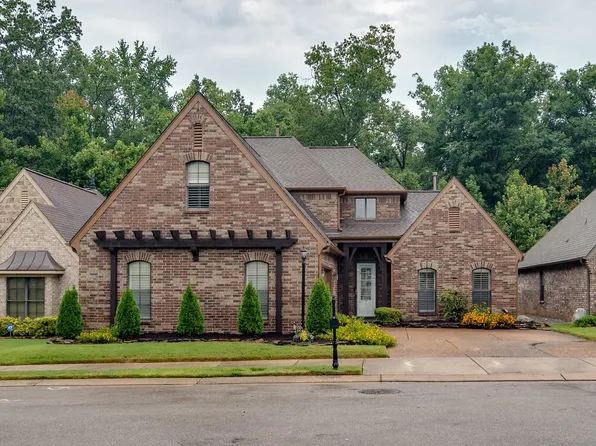 10116 Serenity Dr, Lakeland, TN 38002