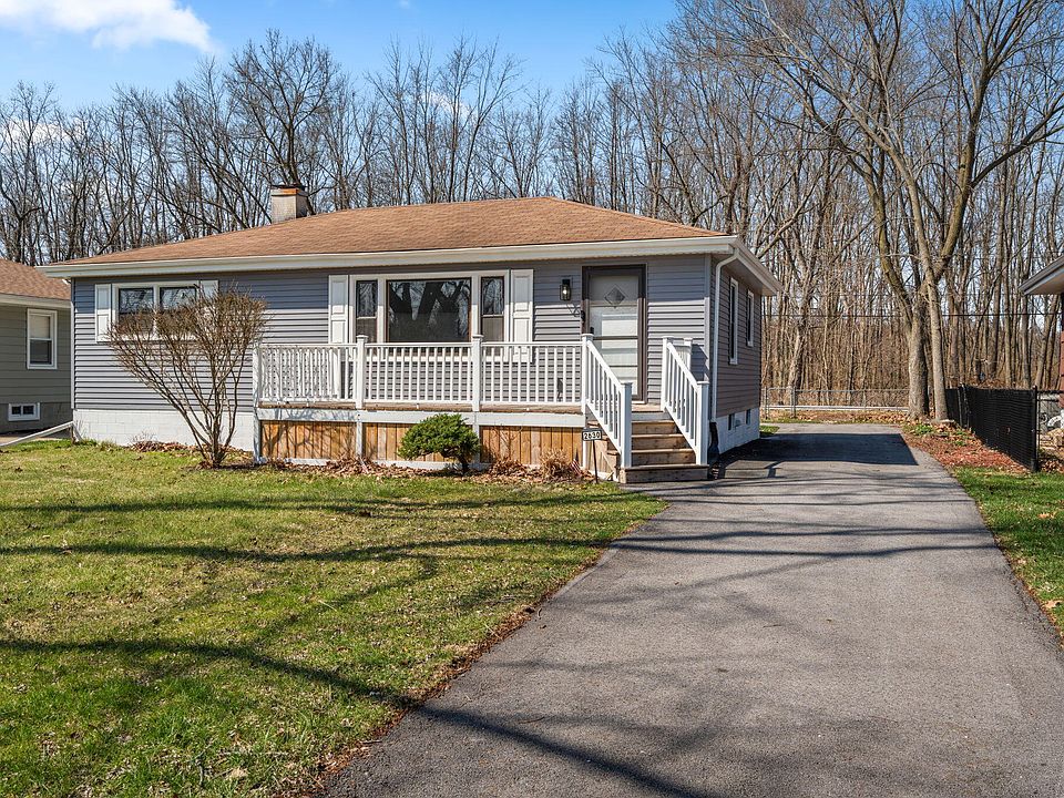 1st image of 2630 Forest Park Dr