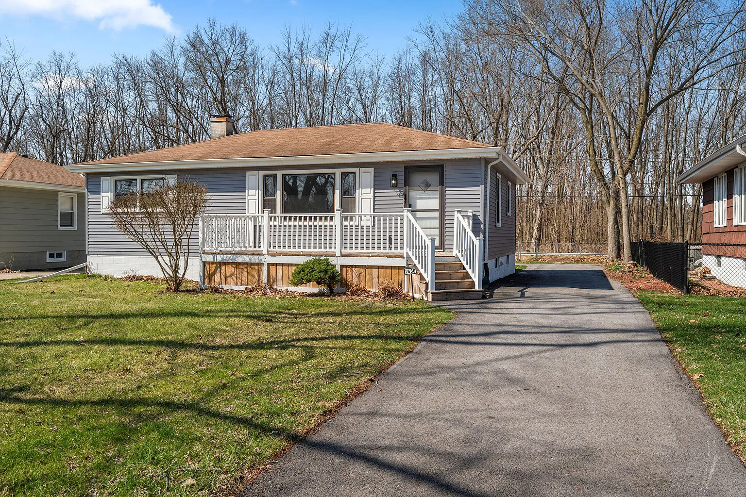 2630 Forest Park Dr photo 1