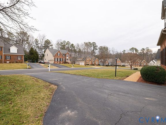 4th image of 11114 Carrington Green Dr