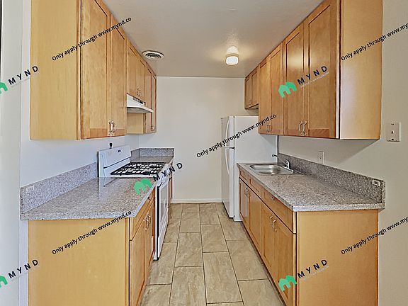 4th image of 1656 Newhall St APT 6