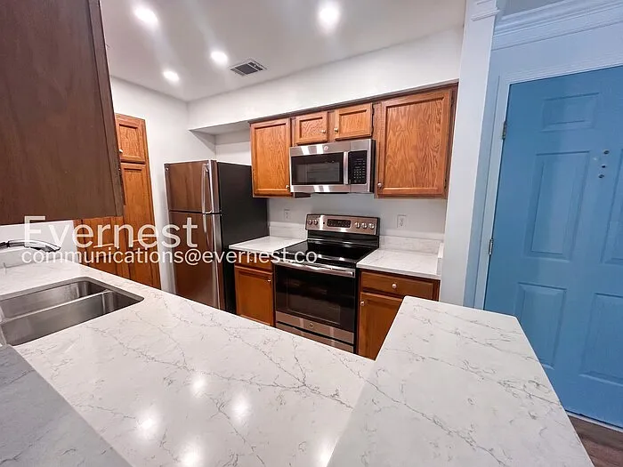 2 bed, 2.0 bath, 1504 sqft, $2,495 — Photo 4