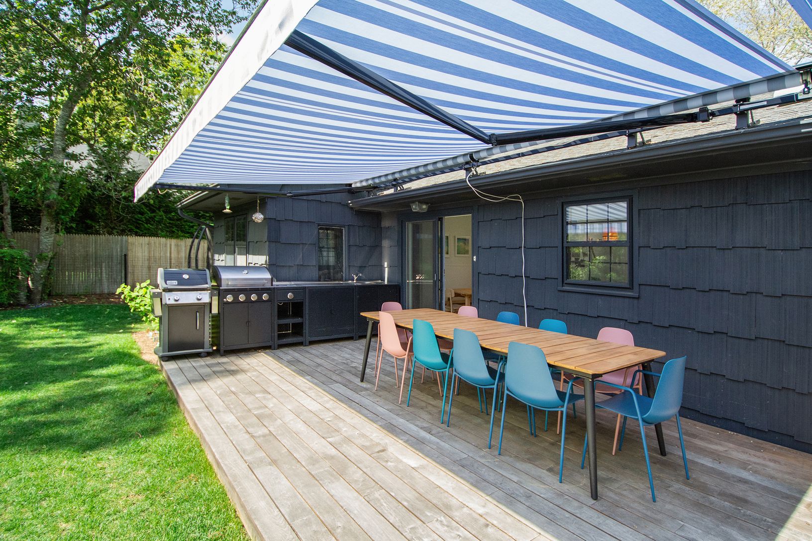  Giant Black Locust Hard Wood Deck