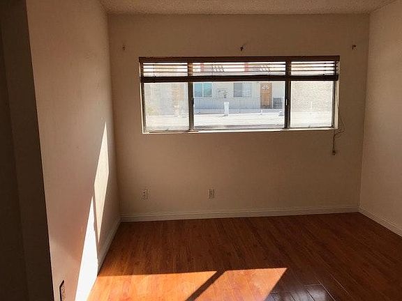 5th image of 1528 Euclid St APT 6
