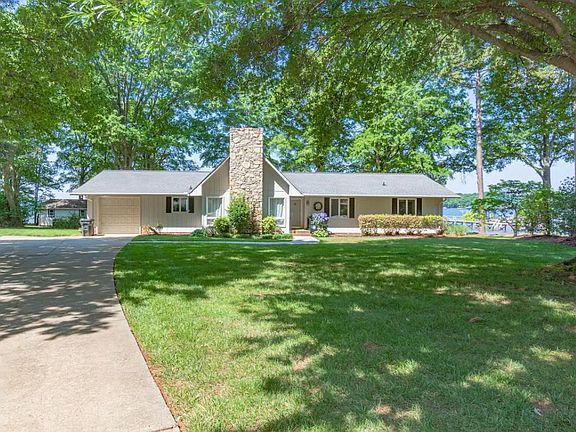 2nd image of 726 Isle Of Pines Rd