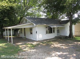 108 N 11th St, Van Buren, AR 72956