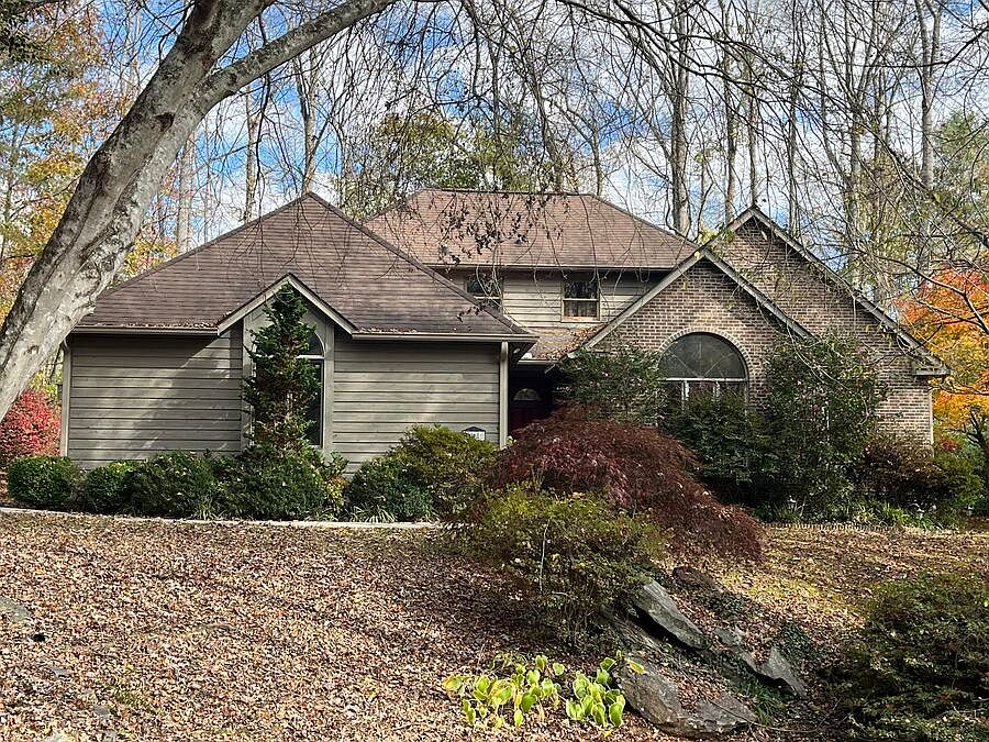 1st image of 115 White Water Dr