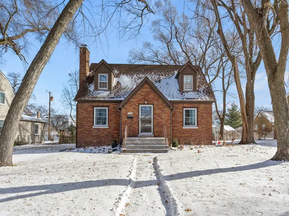 411 N Lafayette St, Griffith, IN 46319