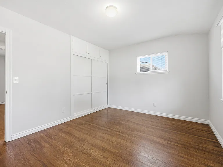 225 N Orchard Ave — Photo 14