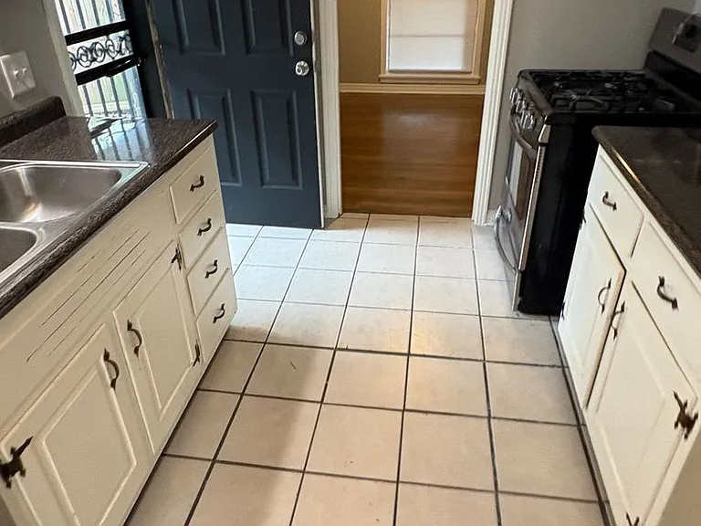 3293 S Perkins Rd — Photo 2