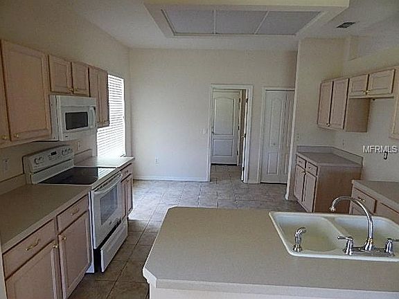 4th image of 4218 Hammersmith Dr