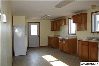 4th image of 435 Broadway St