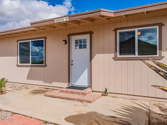 5th image of 18201 W Tucker Rd