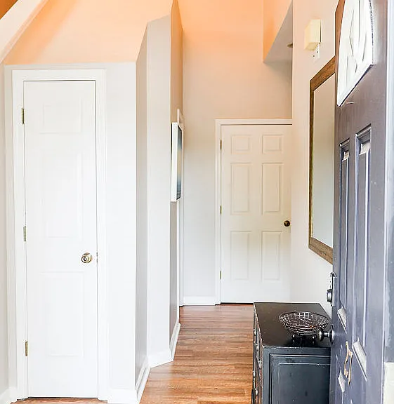 27 Minots Ledge Ln — Photo 2