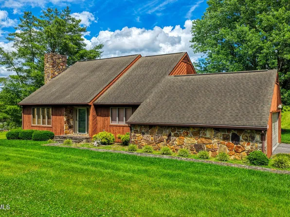 266 Big Hill Rd, Mooresburg, TN 37811