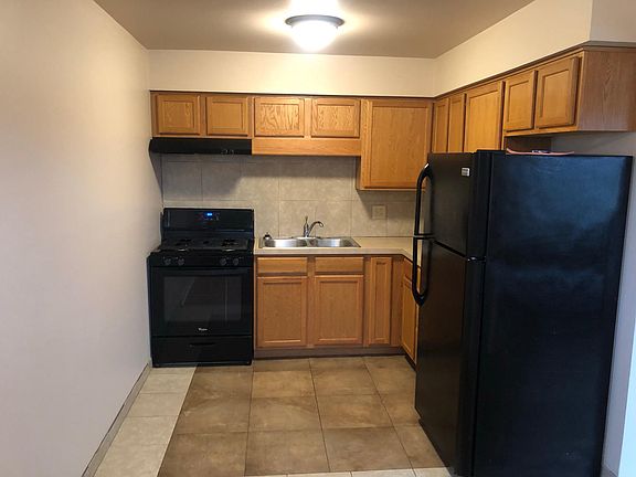 3rd image of 710 Stevenson Ave APT 3