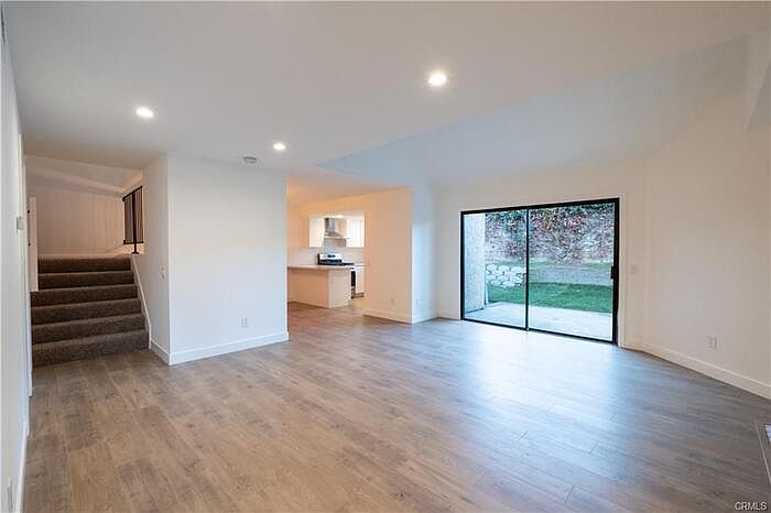 1st image of 810 S Canyon Blvd