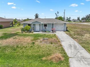 1732 NE 6th Pl, Cape Coral, FL 33909