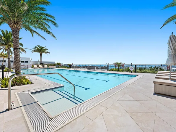 220 Lake Shore Drive #1008, Lake Park, FL 33403