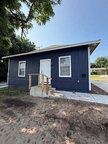 1302 S Quincy Ave #C Photo 1