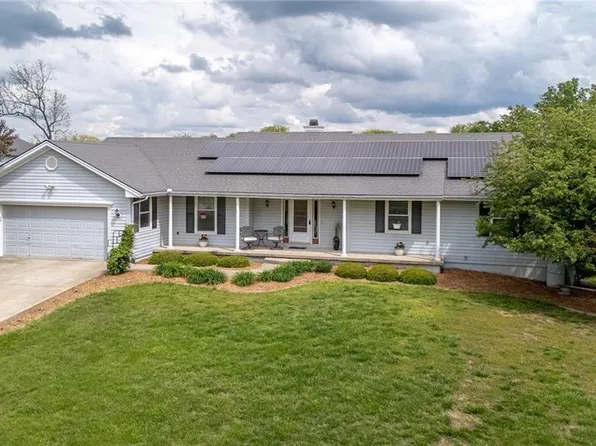 15404 NE 181st St, Holt, MO 64048