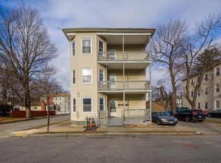 10 Lawnfair St, Worcester, MA 01602