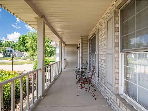 3rd image of 5128 Clearfield Dr