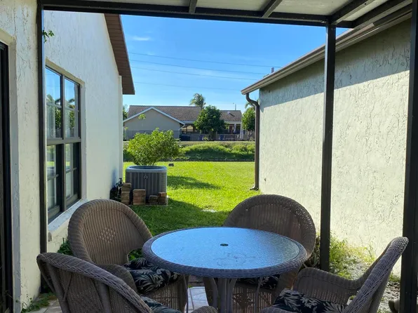 5478 Mirror Lakes Boulevard, Boynton Beach, FL 33472