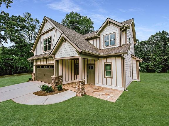 2nd image of 1062 Piedmont Way