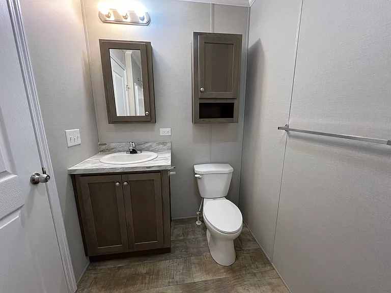 38000 Le Chateau Blvd #336 — Photo 13